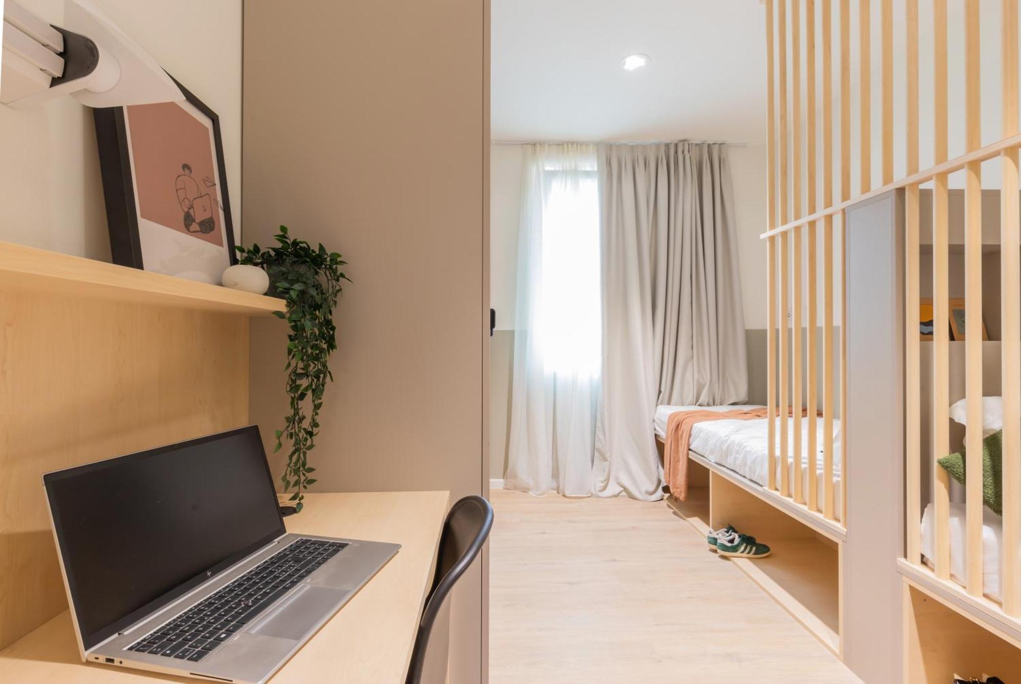 Well-Located Campus Rooms Near City Park Milaan Buitenkant foto