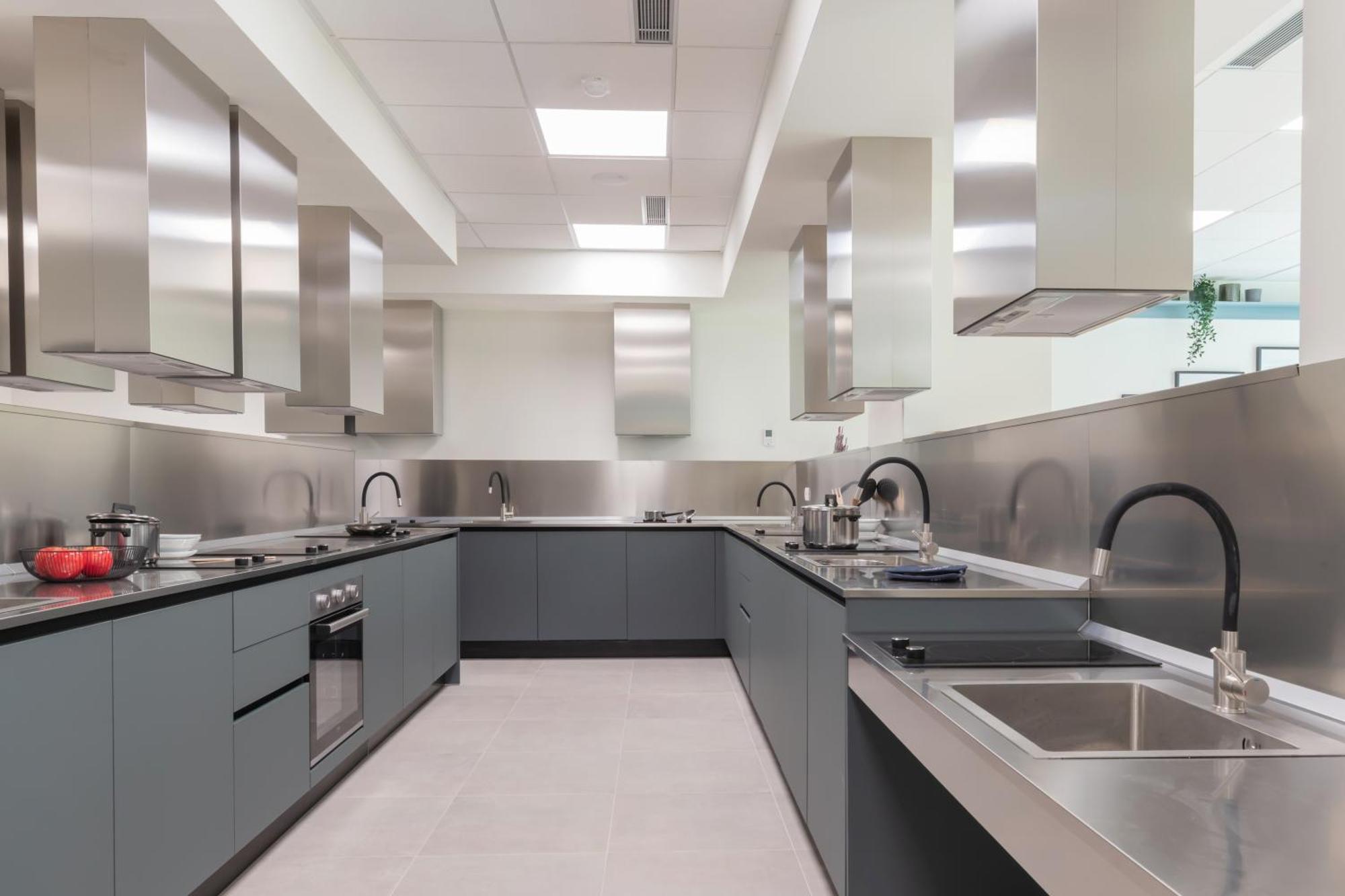 Well-Located Campus Rooms Near City Park Milaan Buitenkant foto