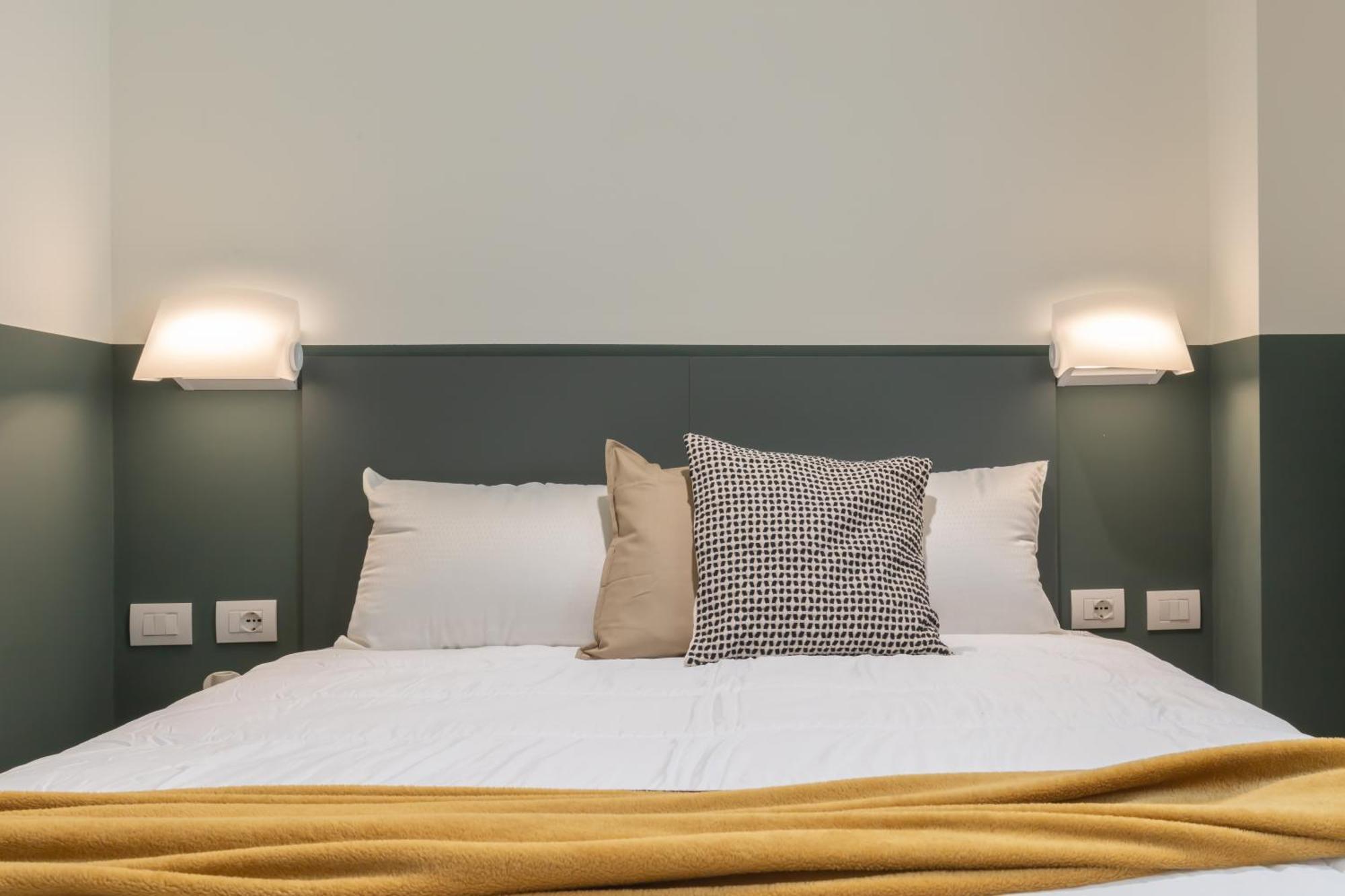 Well-Located Campus Rooms Near City Park Milaan Buitenkant foto
